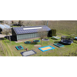 Showveld trampolines. Bekijken en testen. Eurotramp en Akrobat